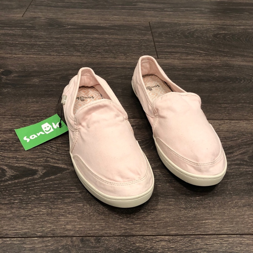 Sanuk Shoes